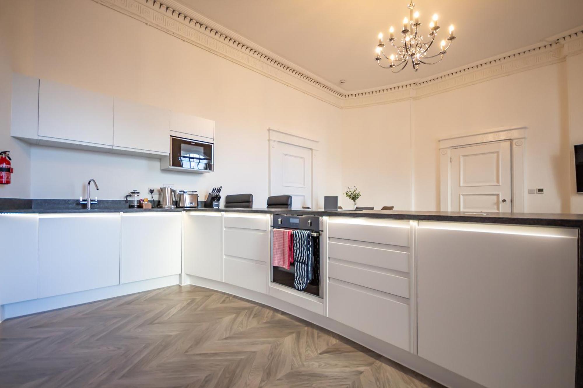 Luxury 1 Bedroom Ground Floor Apartment 普里茅斯 外观 照片