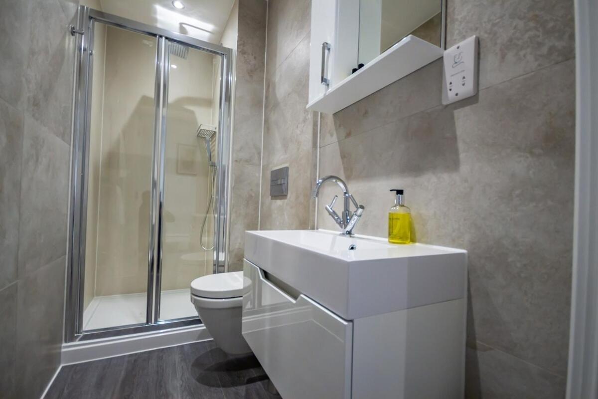 Luxury 1 Bedroom Ground Floor Apartment 普里茅斯 外观 照片