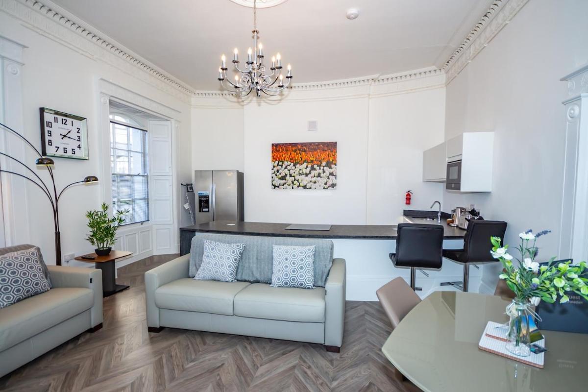 Luxury 1 Bedroom Ground Floor Apartment 普里茅斯 外观 照片